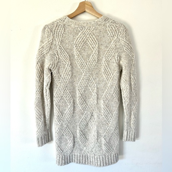 PURE Collection Cable Knit V-Neck Wool & Alpaca Blend Sweater Size 2 - Picture 7 of 11